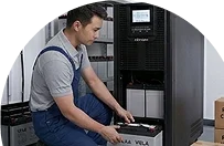 Thay thế ắc quy UPS
